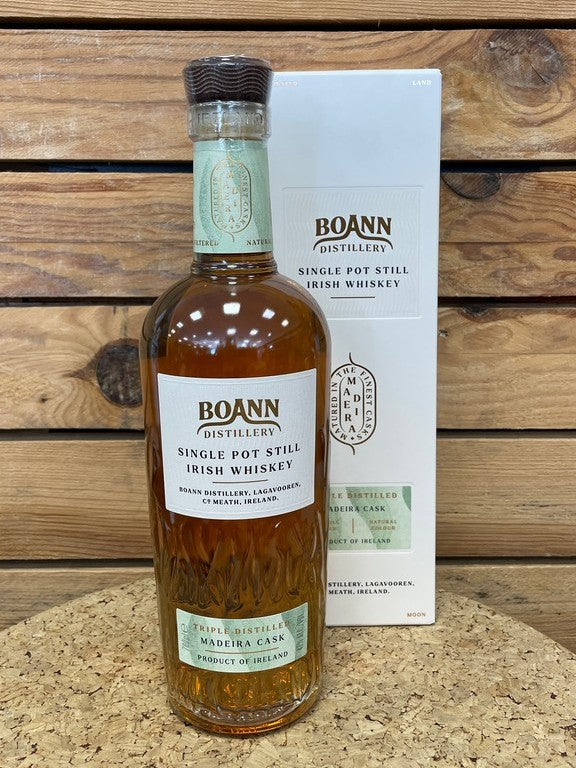 Whisky Boann Madeira cask single pot still