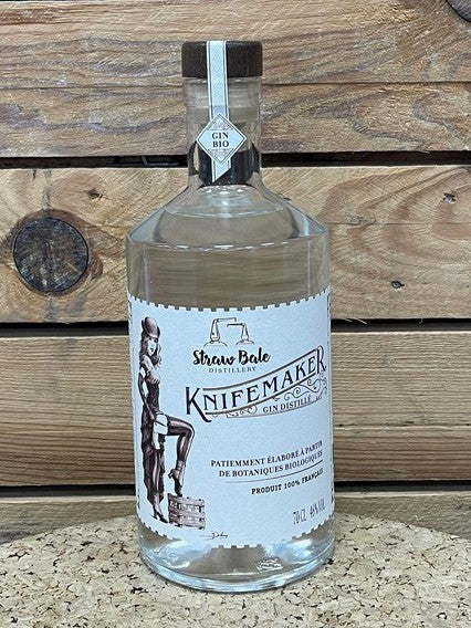 Gin Straw Bale Knifemaker